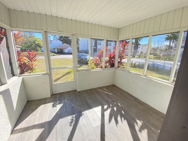 Building Photo - 241 E Church Ave