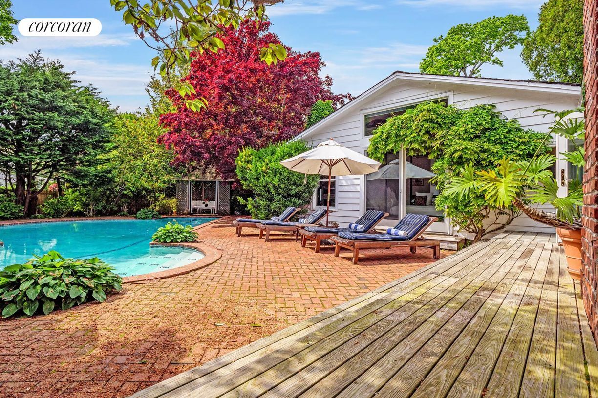 Building Photo - 81 Lee Ave