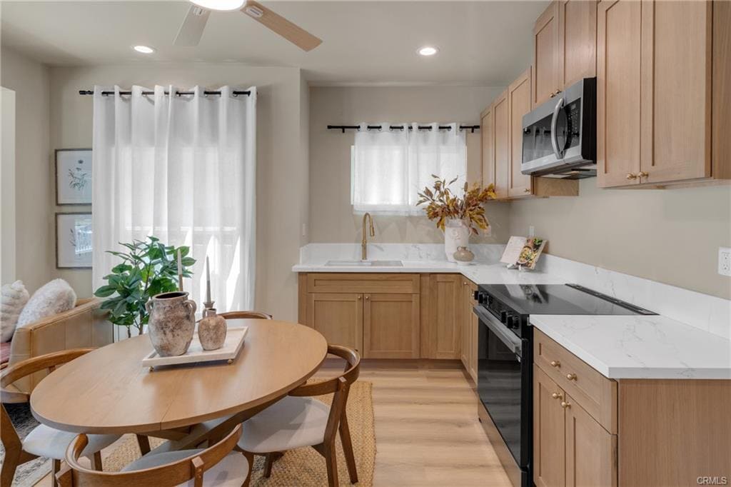 Building Photo - 1123 E Ocean Blvd