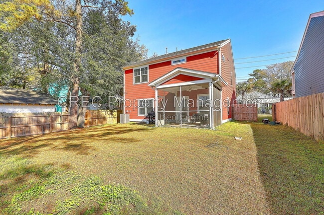 Building Photo - 1157 Leary St