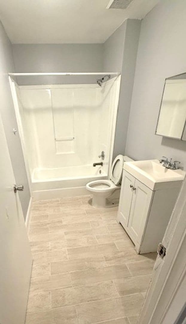 Building Photo - 5228 Cherry Ave