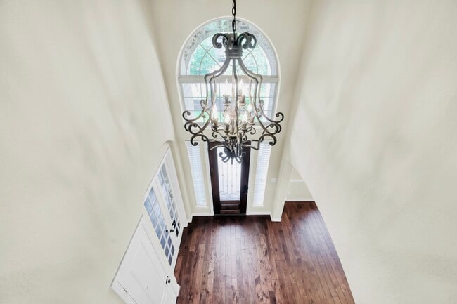 Building Photo - 34 Langstone Place