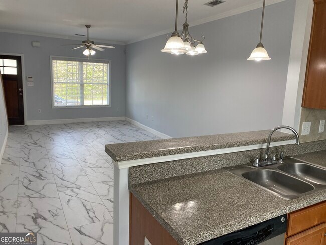 Building Photo - 417 Whitehall Rd