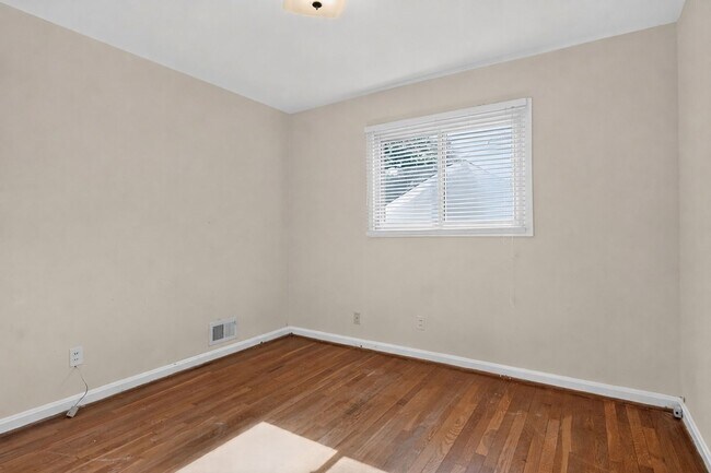 Building Photo - 3521 Yuma St NW