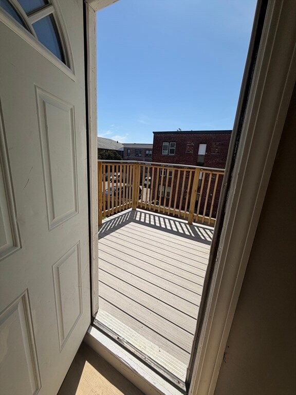 Building Photo - 40 Rogers Ave