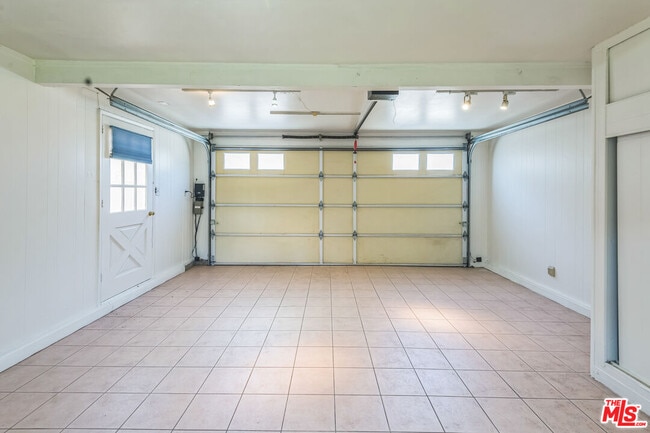 Building Photo - 12753 Appleton Way