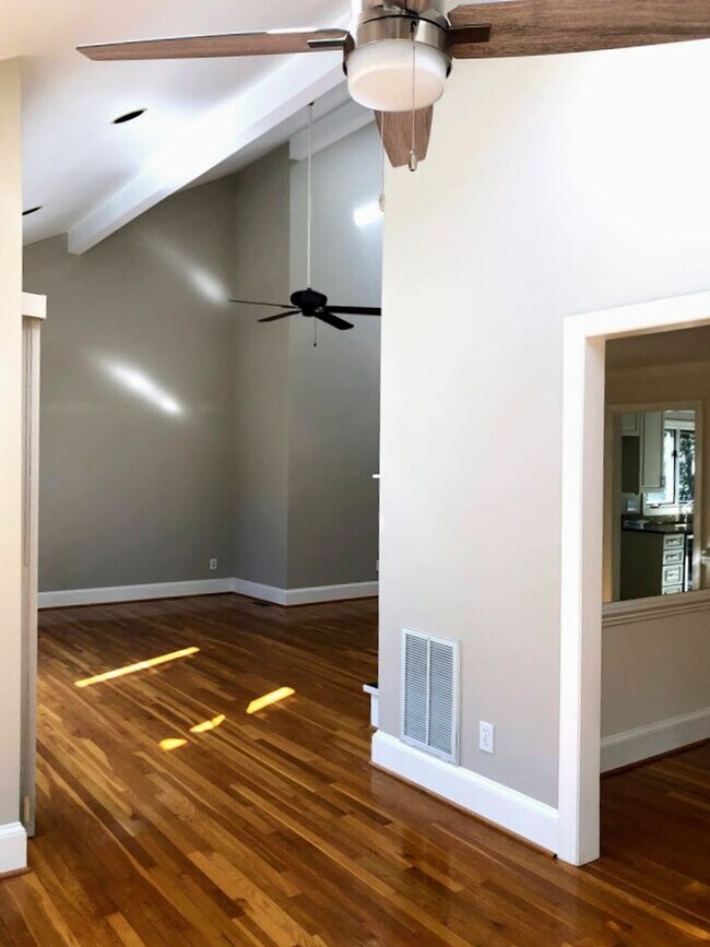 Building Photo - Porters Neck Plantation / Futch Creek Rd