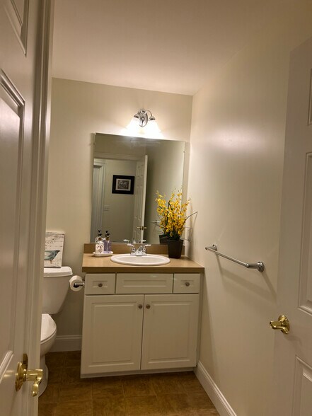 Building Photo - 345 Saco St