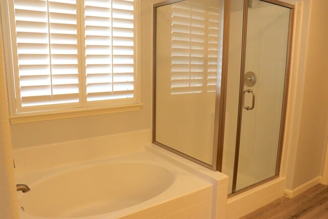 Building Photo - 1884 Clover Drive