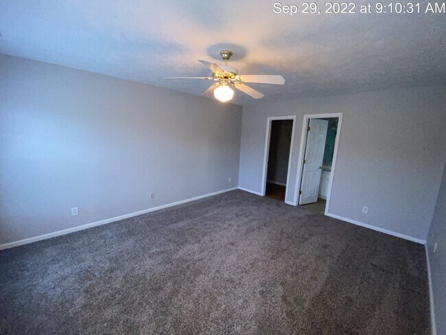 Building Photo - 5617 Middlefield Pl