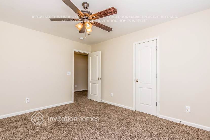 Building Photo - 75 Monarch Way