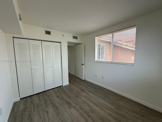 Building Photo - 17602 NW 25th Ave