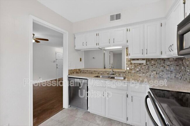 Building Photo - 4800 Northway Dr