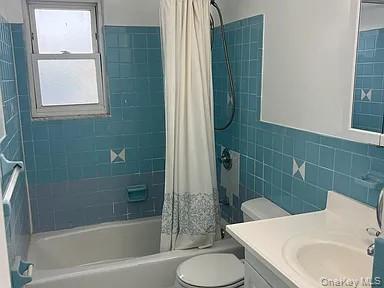 Building Photo - 151-84 17th Rd