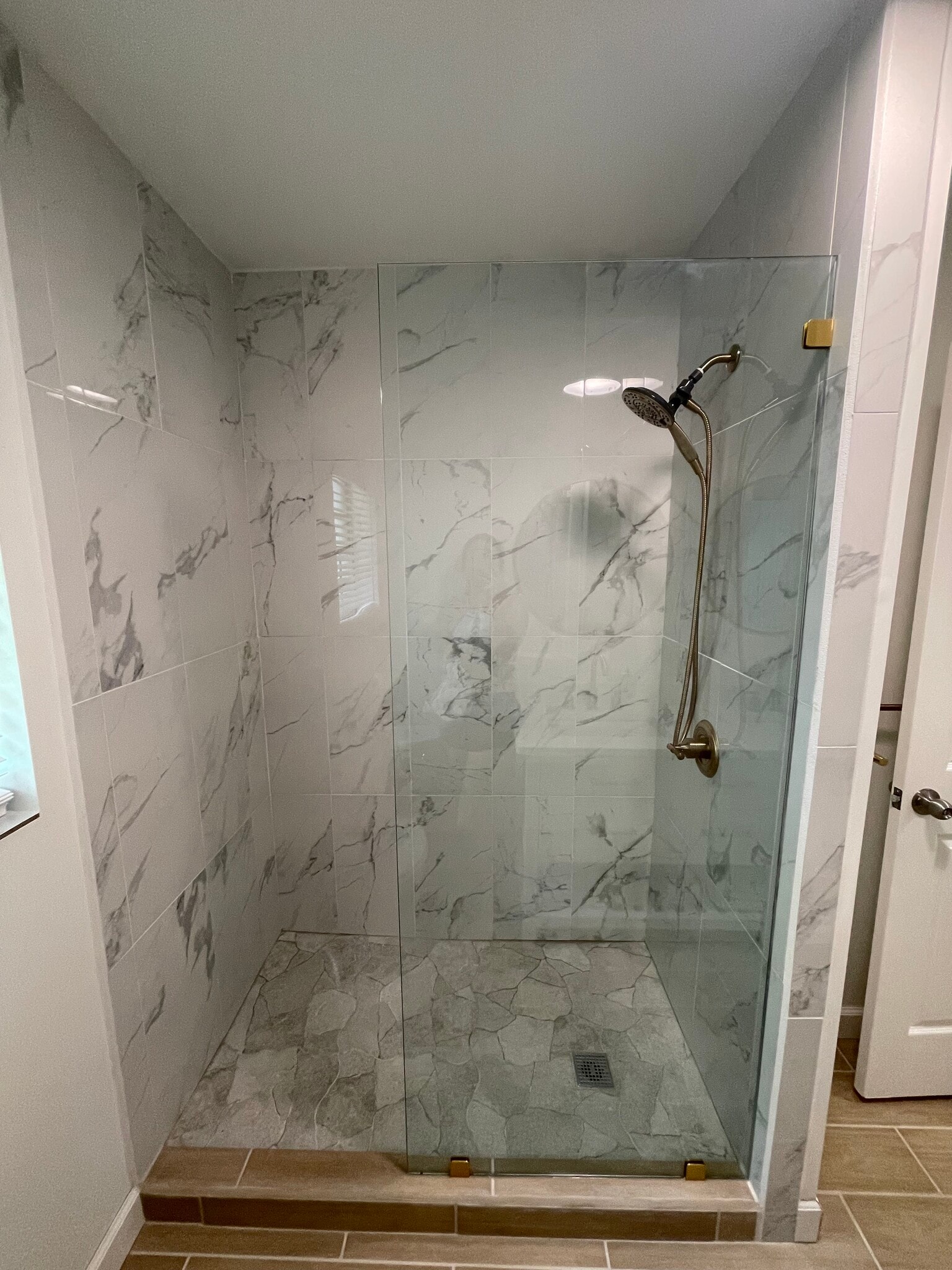 Building Photo - 104 W Osceola Ln