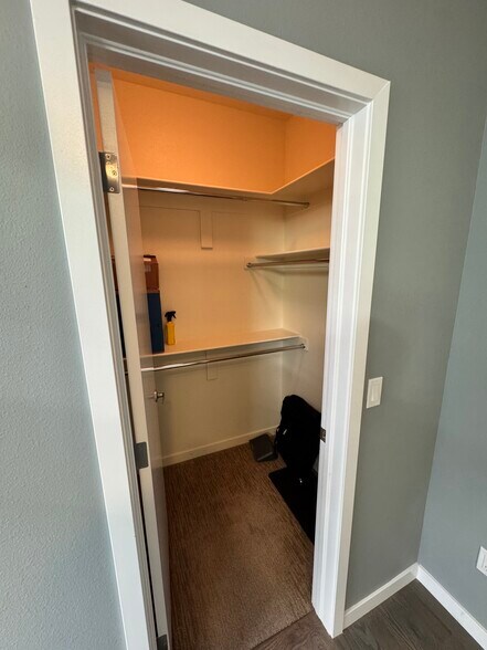 Building Photo - 3632 Navajo St