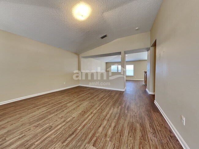 Building Photo - 1472 Redbird Creek Dr