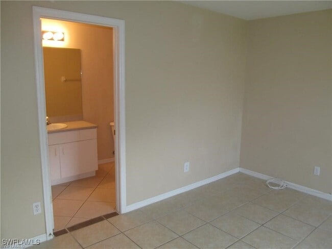 Building Photo - 715 Zebu Pl