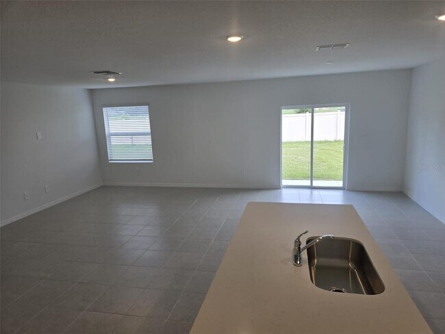 Building Photo - 11901 Brae Wy