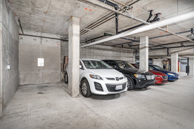 Building Photo - 1816 11th Ave