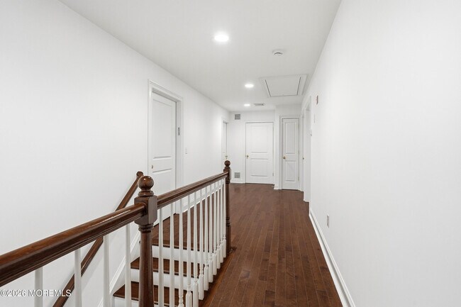 Building Photo - 232 Woodcrest Rd