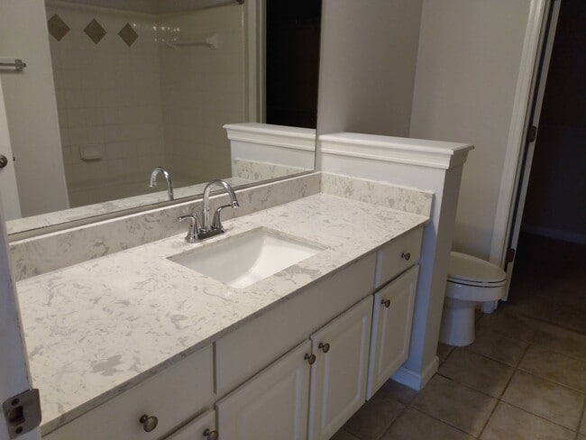 Building Photo - 2018 Alta Meadows Ln