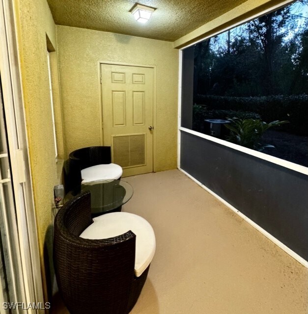 Building Photo - 9430 Ivy Brook Run