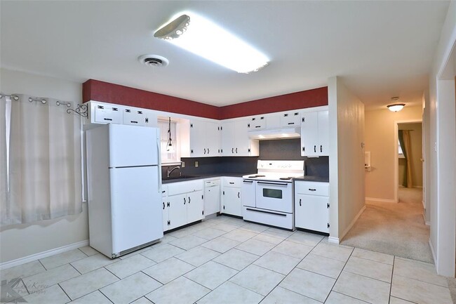Building Photo - 3101 Sayles Blvd