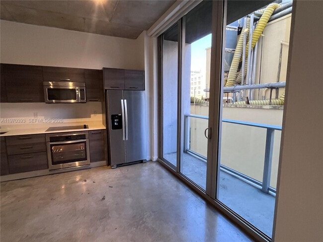 Building Photo - 151 SE 1st St