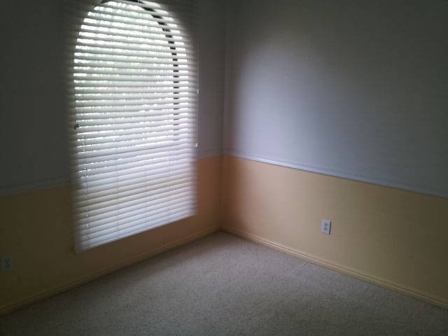 Building Photo - Ogden Townhouse for Rent close to Local Re...