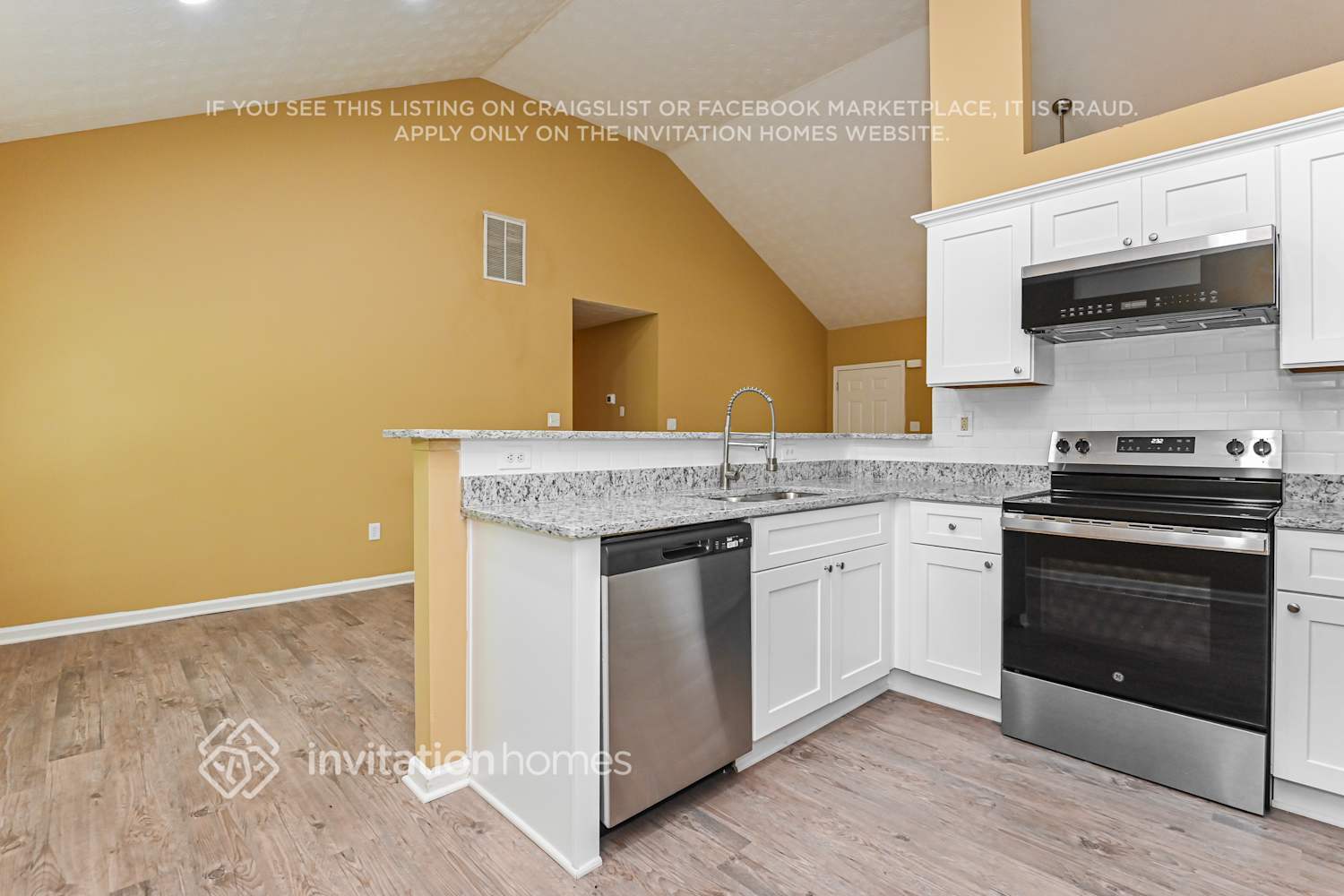 Building Photo - 552 Bridgeport Pl