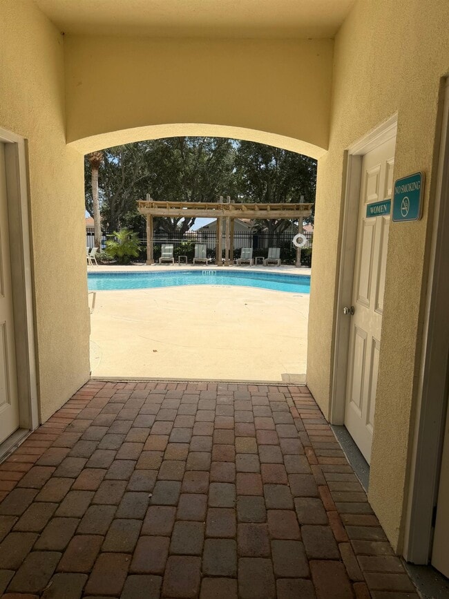 Building Photo - 613 Casa Fuerta Ln