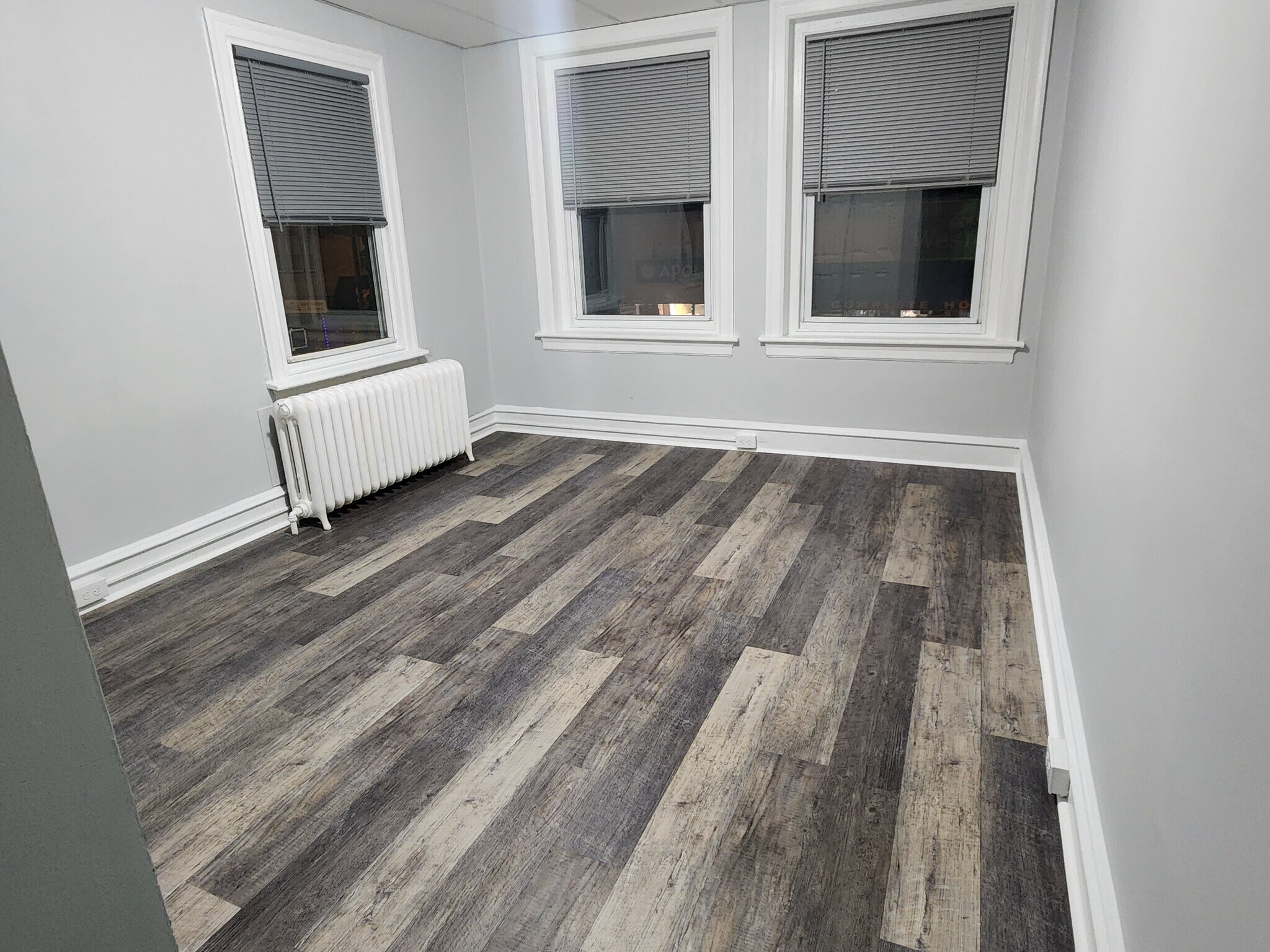 Bedroom - 109 S Easton Rd