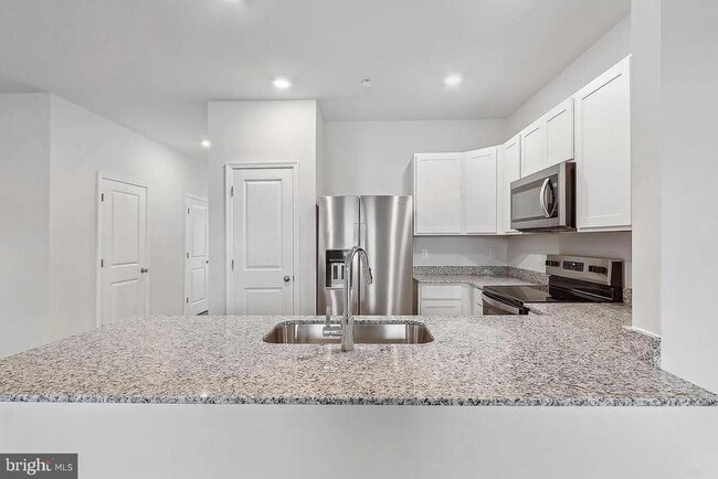 Building Photo - 111 Nootka Wy