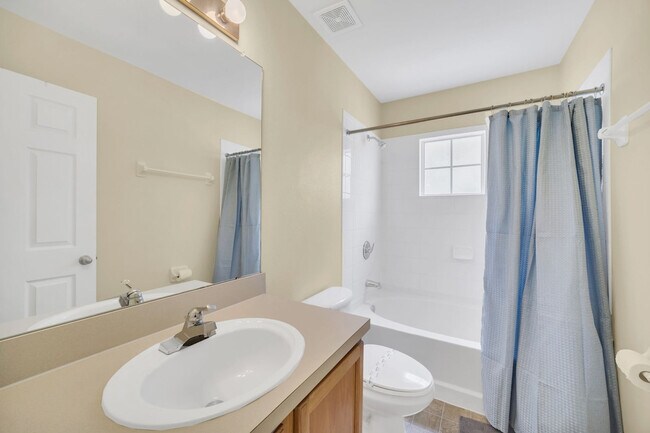 Building Photo - 2780 Sun Key Pl