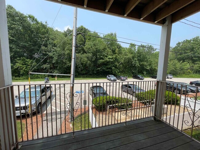 Building Photo - 379 Huse Rd