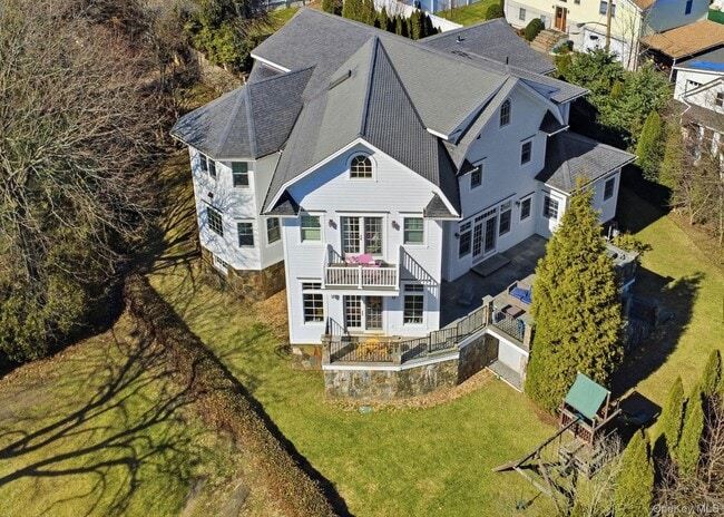 Building Photo - 74 Old Post Ln