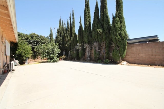 Building Photo - 1532 Dell Dr
