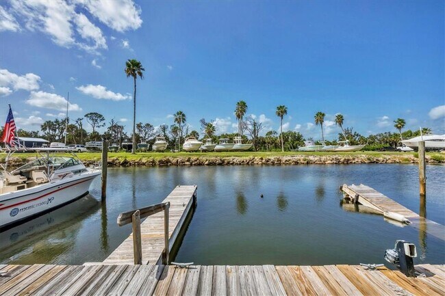 Building Photo - 8234 Harborside Cir