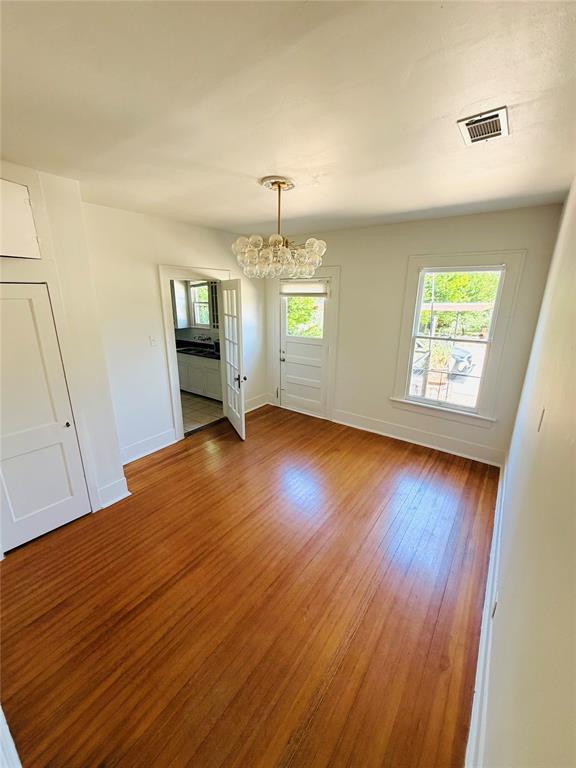 Building Photo - 3212 Oakmont Blvd