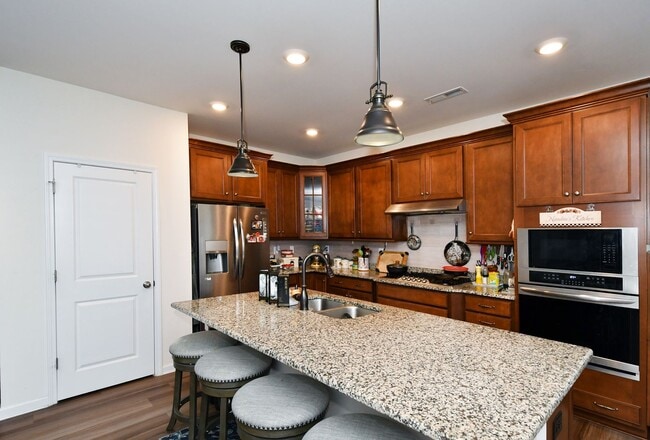 Building Photo - 128 Suggs Mill Dr