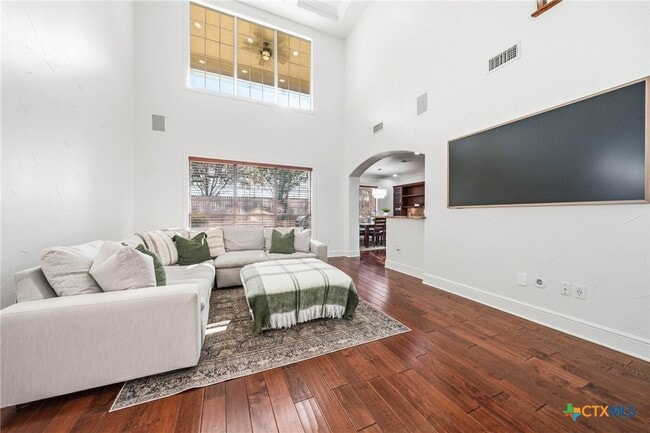 Building Photo - 3107 Sweetwater Cove