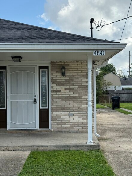 Primary Photo - 4841 Bonita Dr