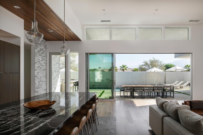 Building Photo - 80943 Elemento Ln
