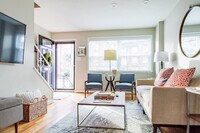 Building Photo - 601 N West St