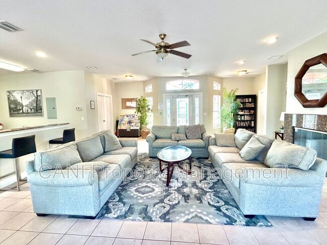Building Photo - 1134 S Beach Cir