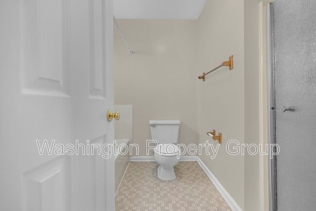 Building Photo - 5602 Grouper Ct