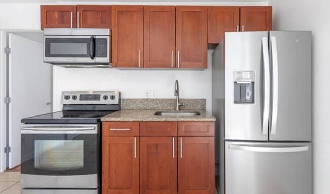 Building Photo - $2,700 / 3br - 900ft2 - Beautifully Maintained 3BR/2BA/2PKG Duplex in Mililani (Mililani)