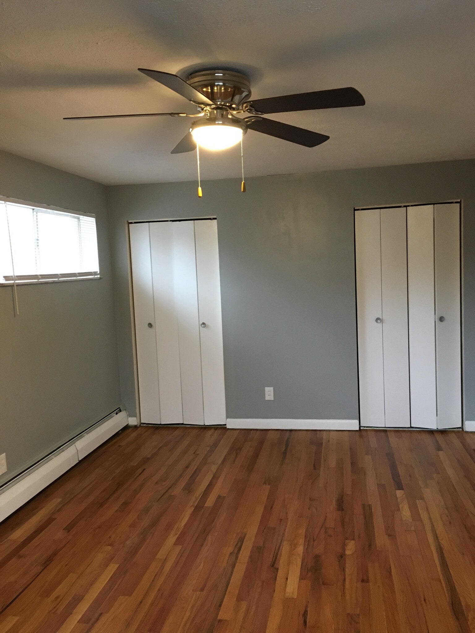 primary bedroom - 4914 Charlemar Dr