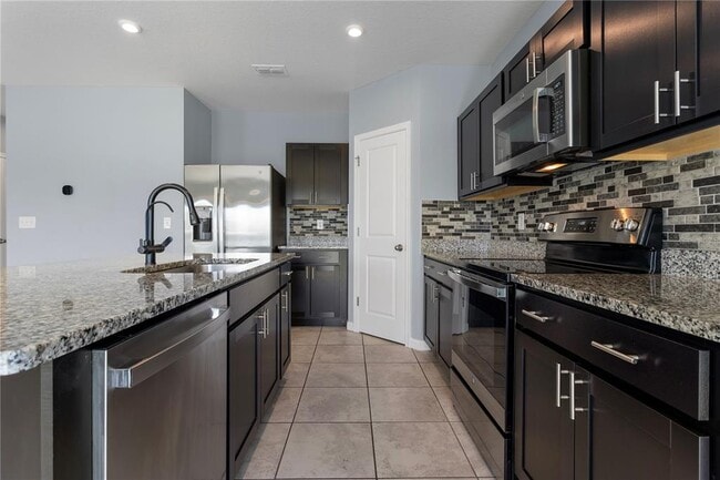 Building Photo - 1582 Finnigan Cir